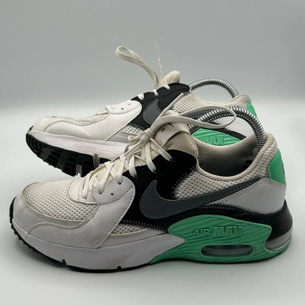 Nike Air Max Excee Sneakers Womens 8 White Green Low Top Running Shoes